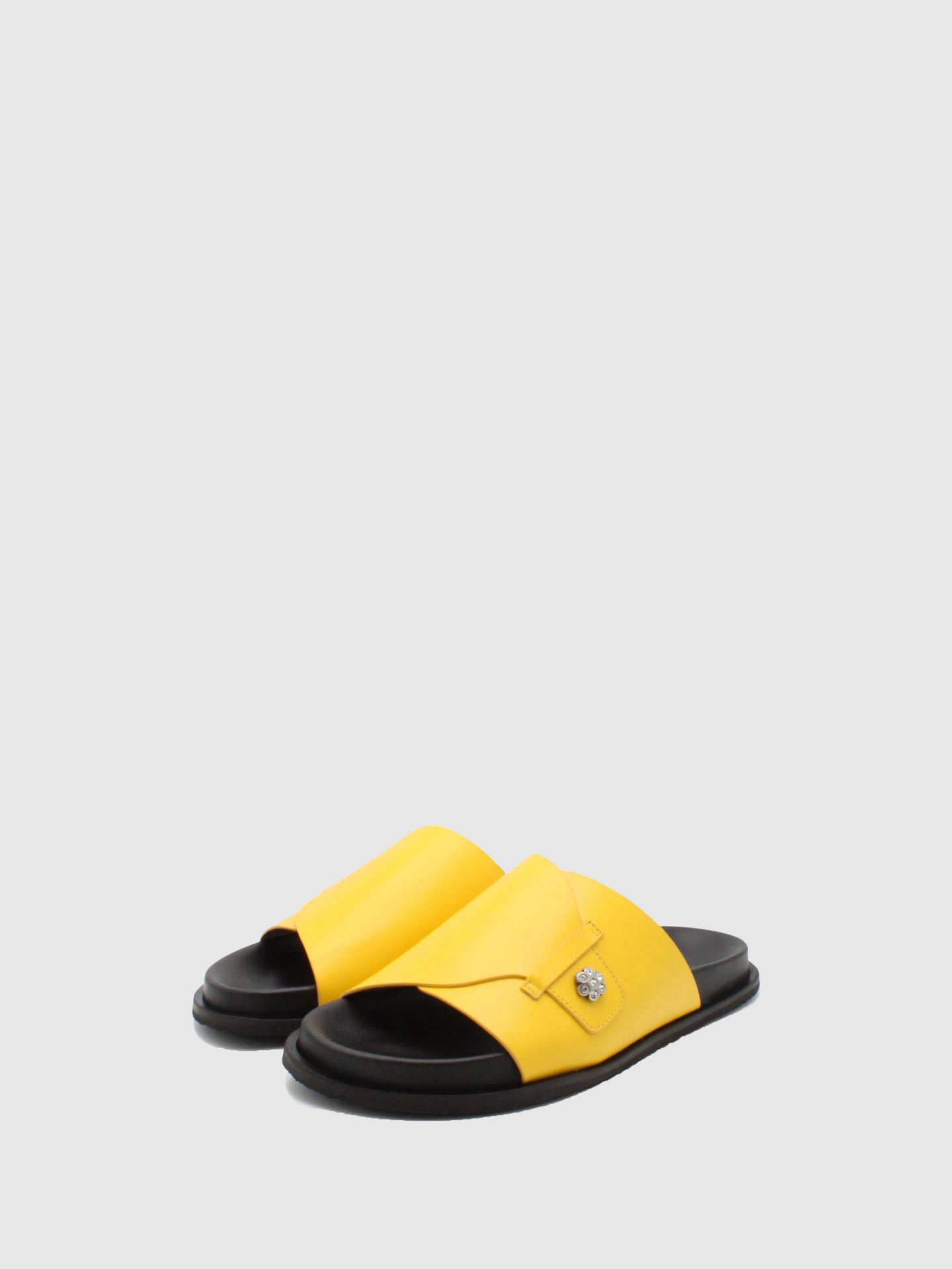 JJ Heitor Mules com Fivela Camélia Yellow/Black